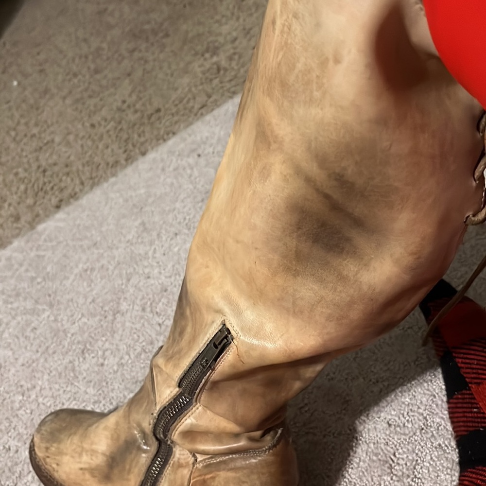 Boots - Picture 2 of 4